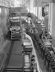 End of the line solution for three packaging lines